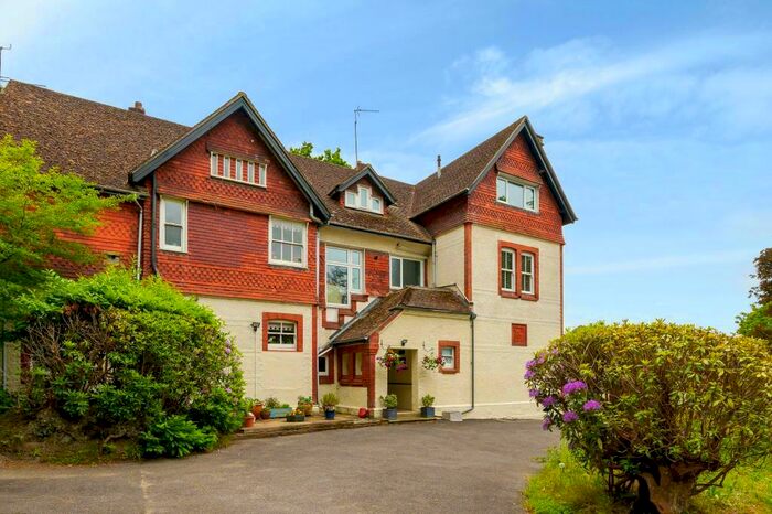 2 Bedroom Apartment To Rent In Camberley, Surrey, GU15