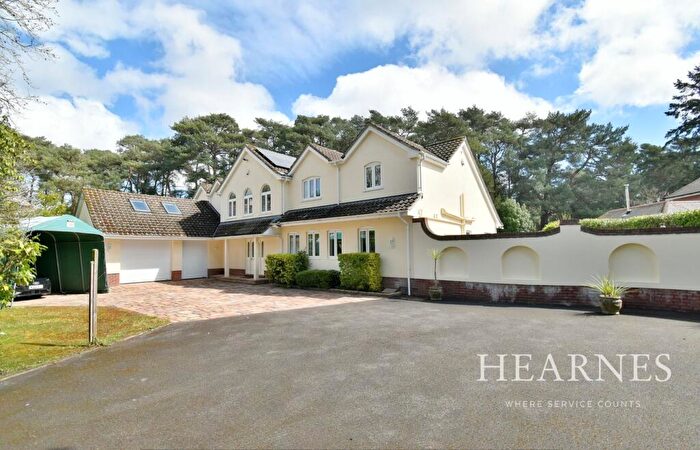 5 Bedroom Detached House For Sale In Golf Links Road, Ferndown, BH22