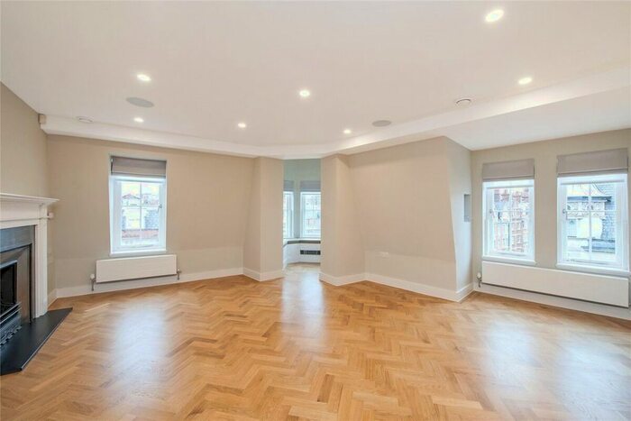 2 Bedroom Flat To Rent In New Cavendish Street, London, W1G