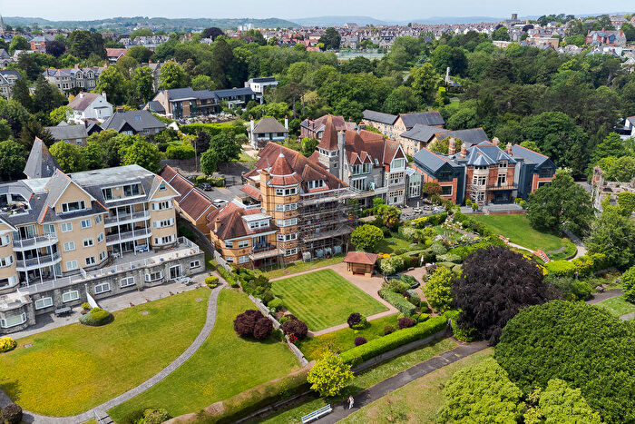4 Bedroom Apartment For Sale In Glynne Tower, Bridgeman Road, Penarth, CF64