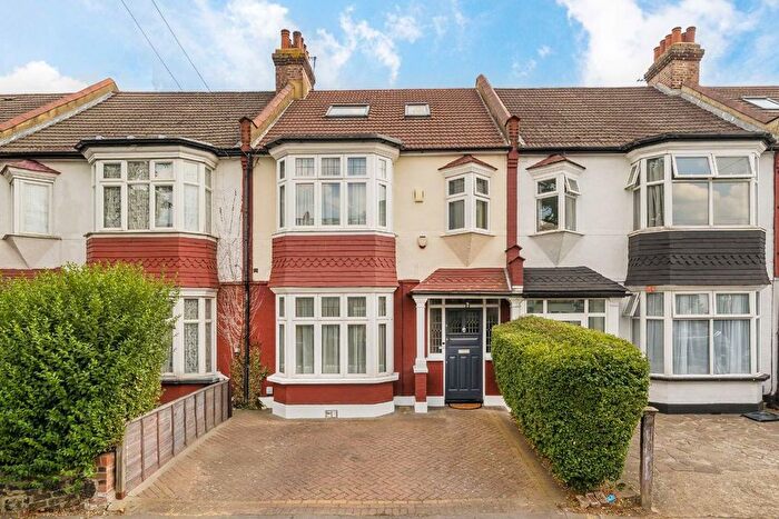 3 Bedroom Terraced House For Sale In Melrose Avenue, London, SW16
