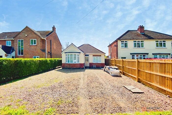 2 Bedroom Detached Bungalow For Sale In Syston Road, Queniborough, Leicester, LE7
