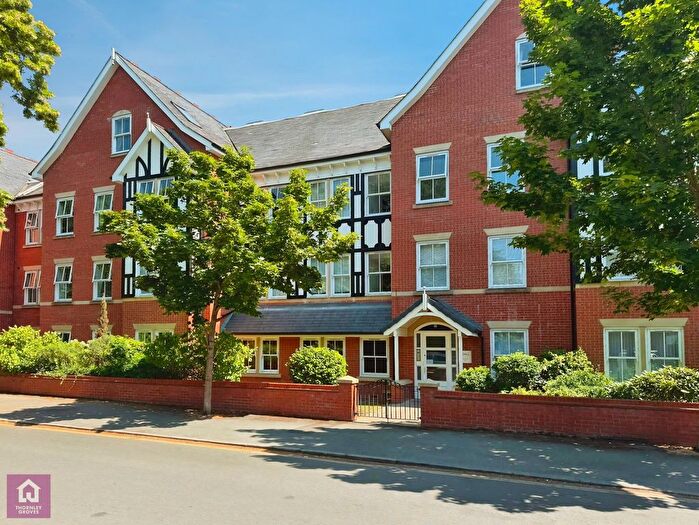 1 Bedroom Flat For Sale In Groby Road, Altrincham, Greater Manchester, WA14