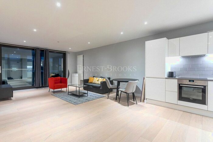 2 Bedroom Flat To Rent In Summerston House, Royal Wharf, Royal Victoria Docks, E16