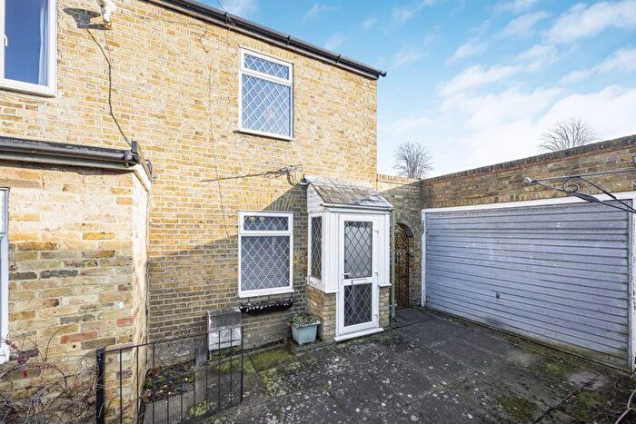 2 Bedroom Semi-Detached House For Sale In North Cray Road, Sidcup, DA14