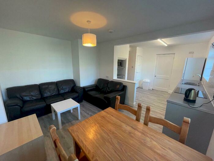 4 Bedroom Semi-Detached House To Rent In Norman Road, Fallowfield, Manchester, M14