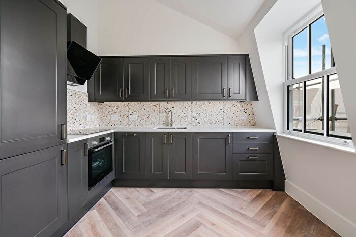 1 Bedroom Flat To Rent In York Way, Caledonian Road, London, N7