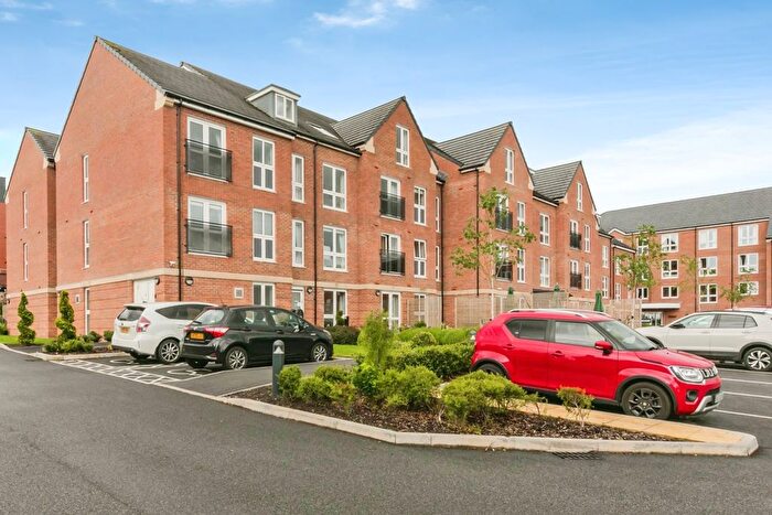 2 Bedroom Flat For Sale In Coare Street, Macclesfield, Cheshire, SK10