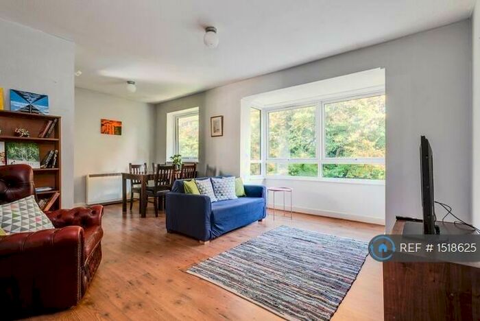 3 Bedroom Flat To Rent In Southfield Park, Oxford, OX4