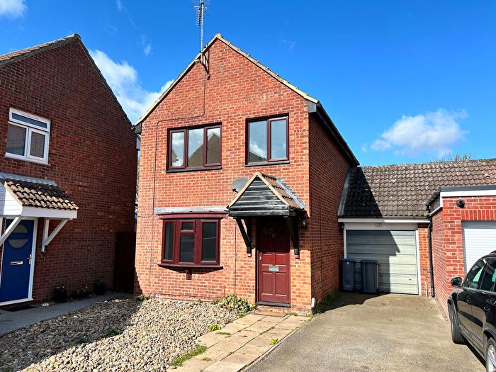 3 Bedroom Detached House For Sale In Trimley St. Mary, Felixstowe, IP11