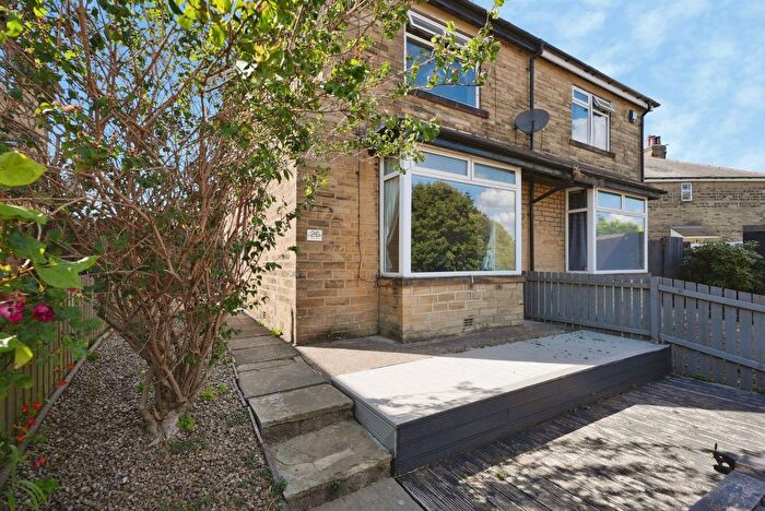 2 Bedroom Semi Detached House For Sale In Law Lane, Halifax, HX3
