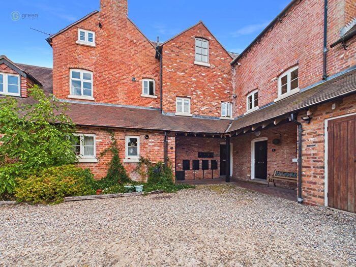 2 Bedroom Flat For Sale In Minworth Hall Farm, Water Orton Lane, Sutton Coldfield, B76