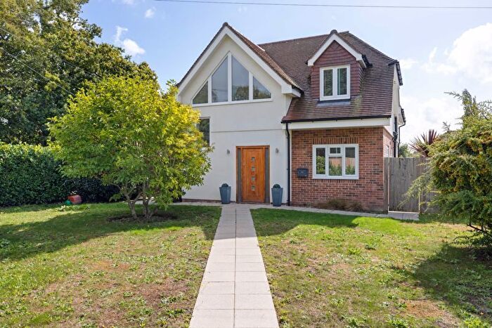 4 Bedroom Detached House For Sale In Stane Street, Chichester, PO18