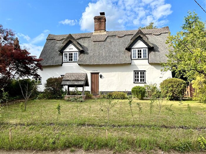 3 Bedroom Detached House For Sale In Toprow, Wreningham, NR16