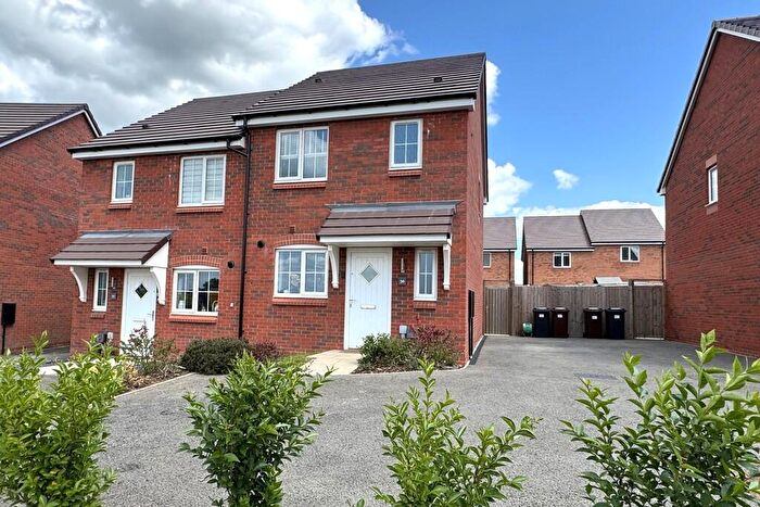 2 Bedroom Semi-Detached House For Sale In Davenport Close, Melton Mowbray, LE13