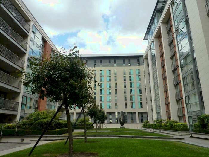 1 Bedroom Flat To Rent In Capital East Apartments, Western Gateway, London, E16