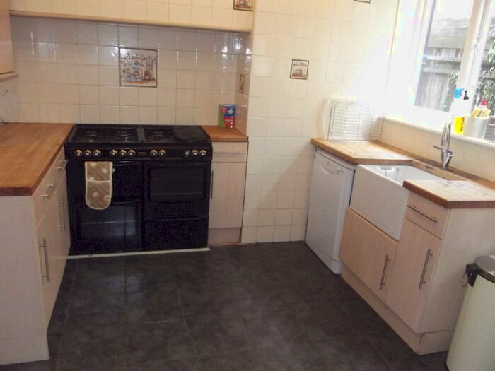 6 Bedroom House To Rent In Christchurch Road, BH7