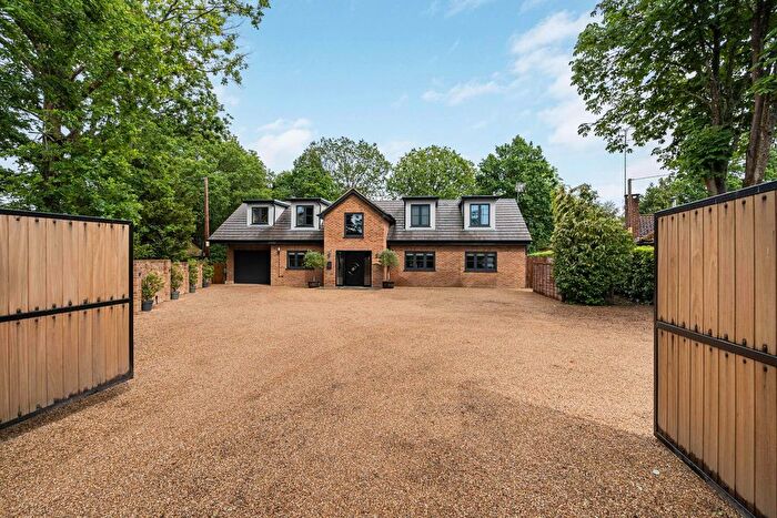 5 Bedroom Detached House For Sale In Chalk Road, Ifold, RH14