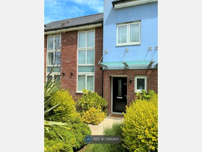 3 Bedroom Terraced House To Rent In Tyler Close, Northfleet, Gravesend, DA11