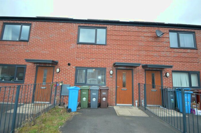 2 Bedroom Property To Rent In Beastow Road, Gorton, Manchester, M12