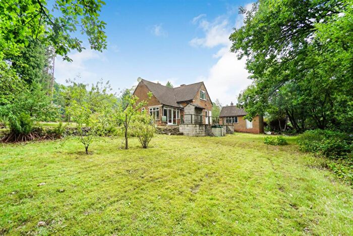 3 Bedroom Detached Bungalow For Sale In Hardwick Wood, Wingerworth, Chesterfield, S42