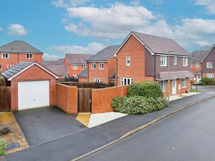 3 Bedroom Detached House For Sale In King Street, Abingdon, OX14