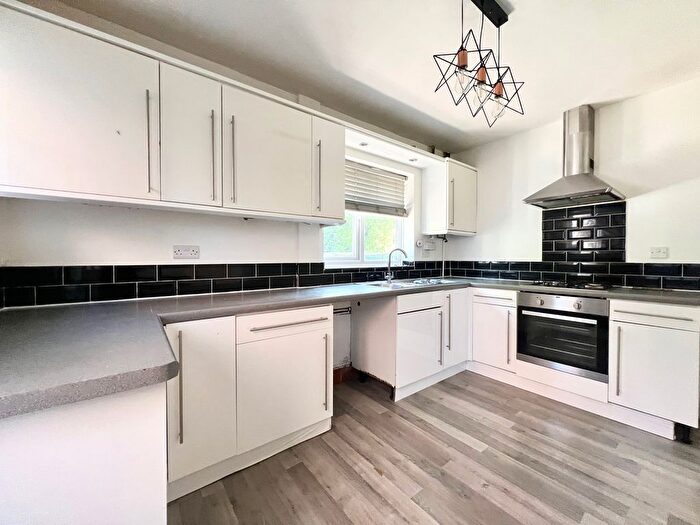 3 Bedroom Semi-Detached House To Rent In Fernwood Crescent, Nottingham, NG8