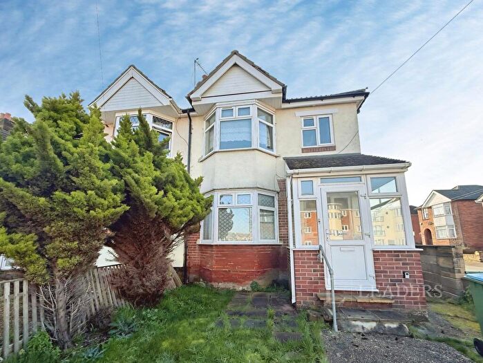 3 Bedroom Semi Detached House To Rent In Vespasian Road, Southampton, Hampshire, SO18