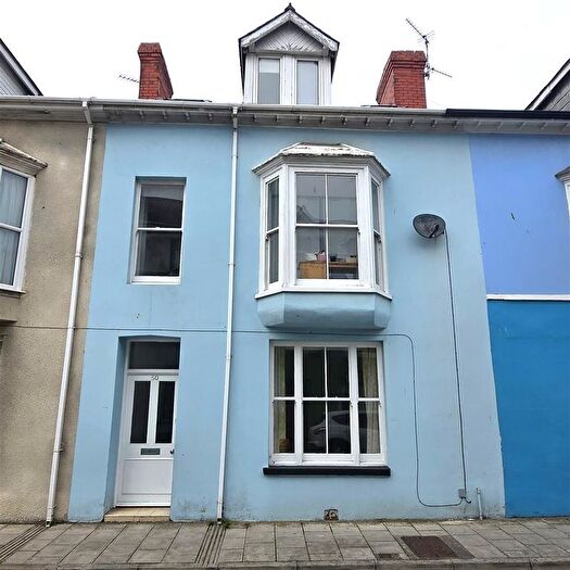 7 Bedroom Terraced House To Rent In Cambrian Street, Aberystwyth, SY23