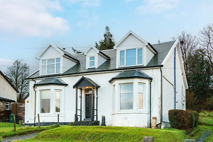 1 Bedroom Flat For Sale In High Road, Sandbank, Argyll And Bute, PA23