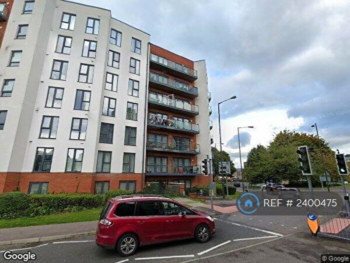 2 Bedroom Flat To Rent In Ifield Road, Crawley, RH11