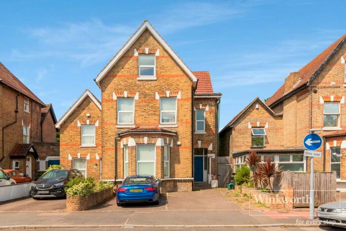 1 Bedroom Apartment To Rent In Langley Road, Beckenham, BR3