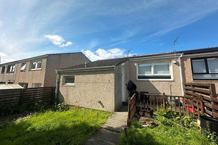 3 Bedroom End Of Terrace House To Rent In Maree Drive, Glasgow, G67