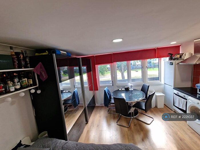 Studio To Rent In Tresham Crescent, London, NW8