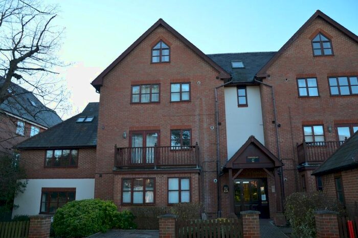 1 Bedroom Flat To Rent In Thicket Road, Sutton, Surrey, SM1