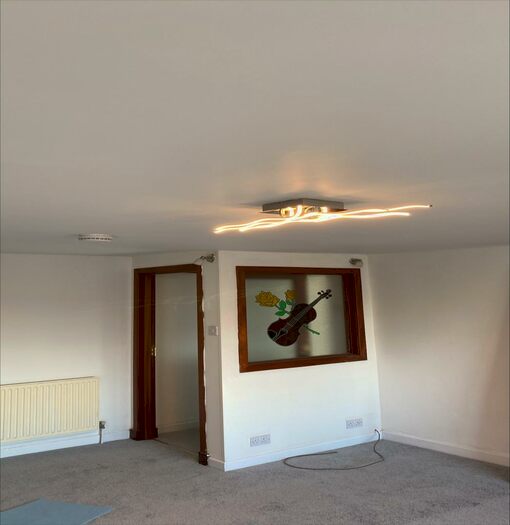 2 Bedroom Apartment To Rent In Carmarthen Road, Fforestfach, Swansea, SA5