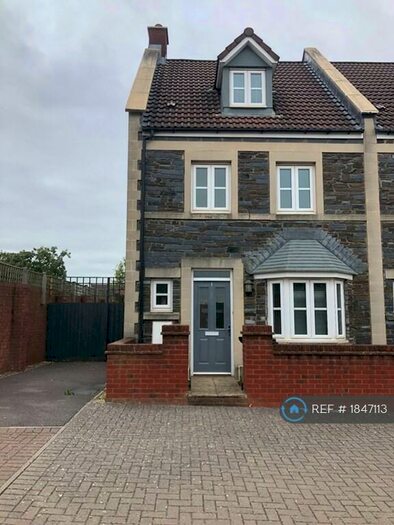 4 Bedroom End Of Terrace House To Rent In Trubshaw Close, Horfield, Bristol, BS7