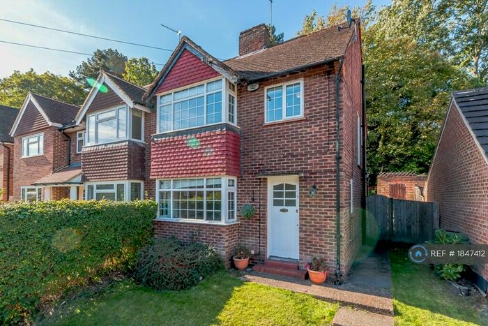 3 Bedroom Terraced House To Rent In Locke King Road, Weybridge, KT13