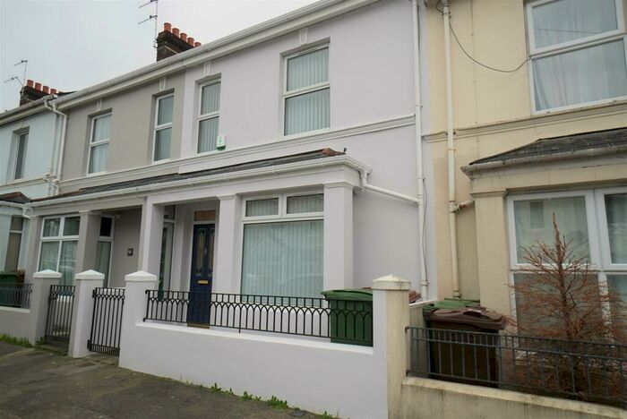 2 Bedroom House To Rent In Tresillian Street, Cattedown, Plymouth, PL4