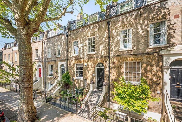 2 Bedroom Flat For Sale In Urlwin Street, Camberwell, SE5