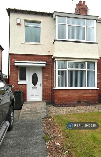 3 Bedroom Semi-Detached House To Rent In Edgefield Avenue, Newcastle Upon Tyne, NE3