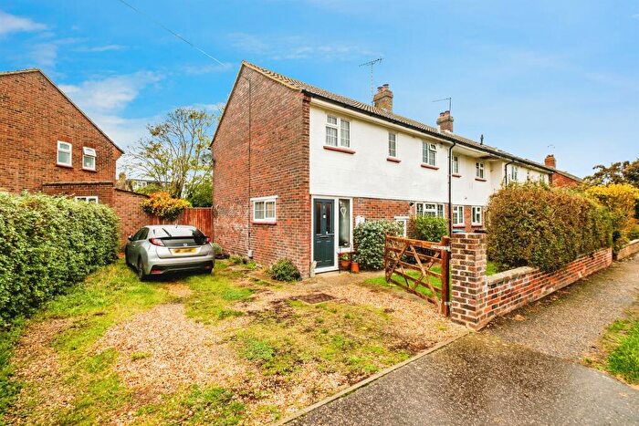 4 Bedroom Semi-Detached House For Sale In Allangate Drive, Rustington, Littlehampton, BN16