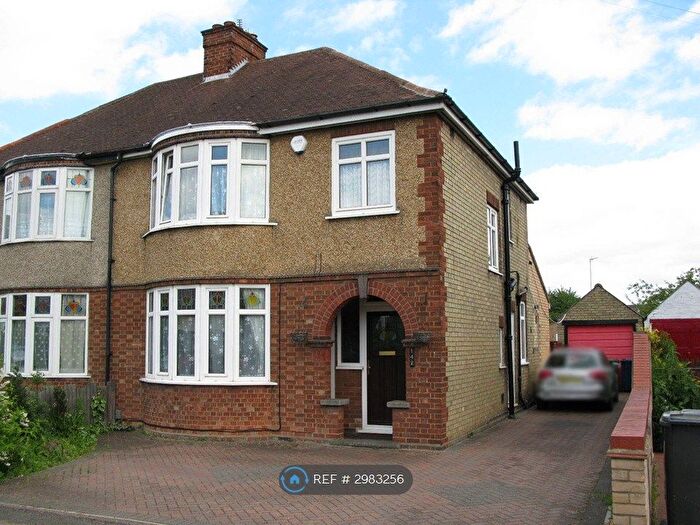 4 Bedroom Semi-Detached House To Rent In Perne Road, Cambridge, CB1