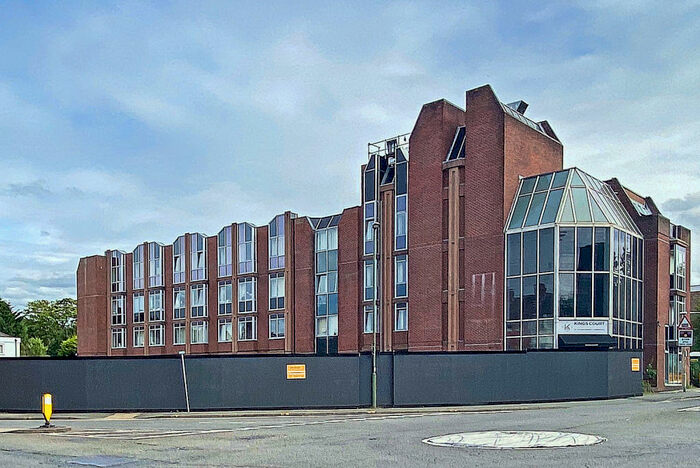 2 Bedroom Apartment To Rent In Kings Court, Camberley, GU15