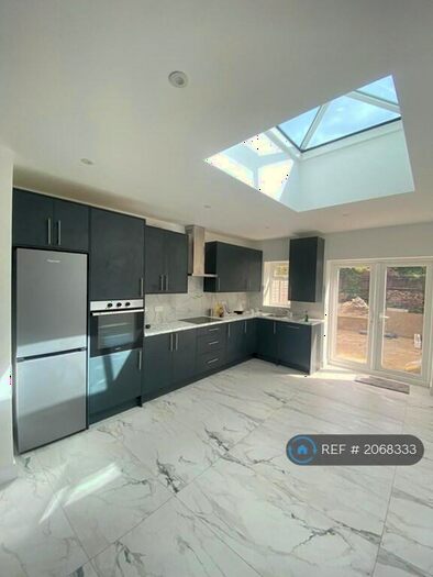 2 Bedroom Terraced House To Rent In Woodlands Park Road, London, N15