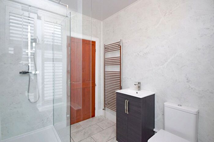 3 Bedroom Terraced House For Sale In Cwm Terrace, Llanelli, SA15