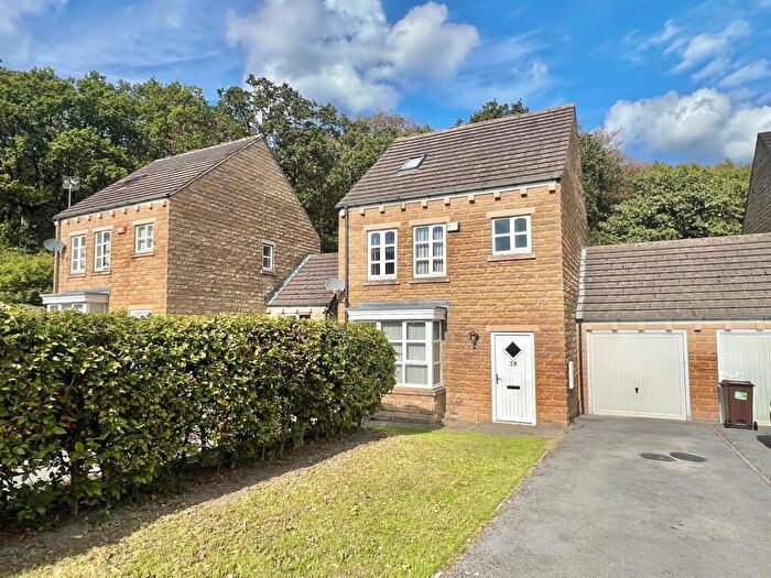 4 Bedroom Detached House To Rent In Sylvan Ridge, Huddersfield, HD2