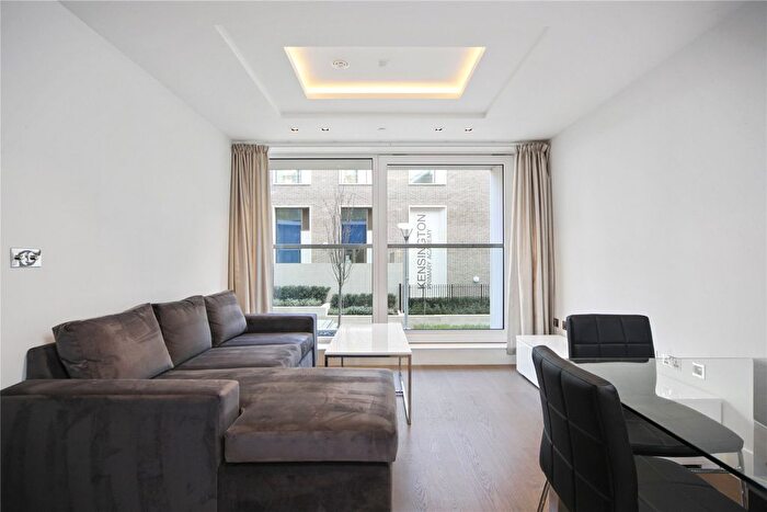 1 Bedroom Flat To Rent In Kensington High Street, London, W14