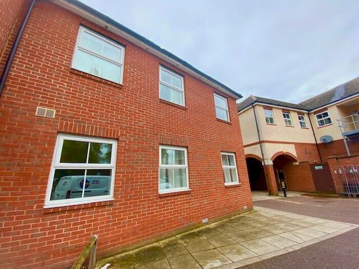 1 Bedroom Apartment To Rent In Newton Road, Bletchley, Milton Keynes, MK3