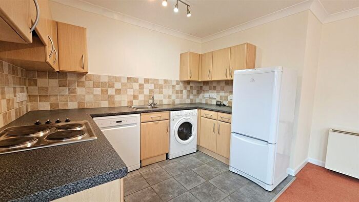 2 Bedroom Flat To Rent In Flat, Bentley House, Abbeygate Court, March, PE15